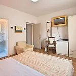 Appartement Nika 6 By Interhome