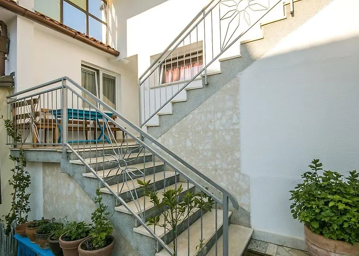 Nika 6 By Interhome