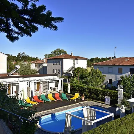 Nika 6 By Interhome Appartement Umag