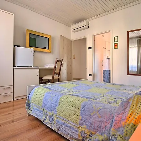 Nika 6 By Interhome Appartement Umag