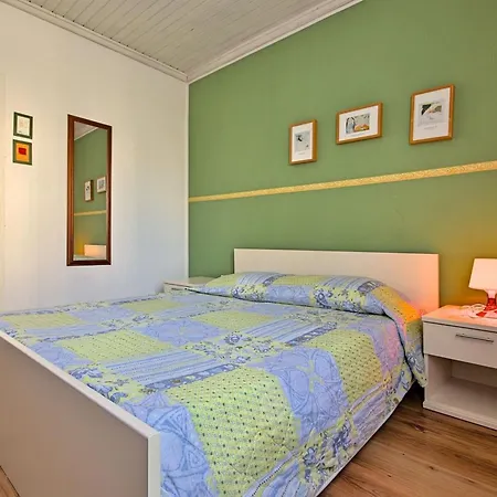 Nika 6 By Interhome *