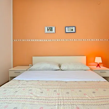 Appartement Nika 6 By Interhome